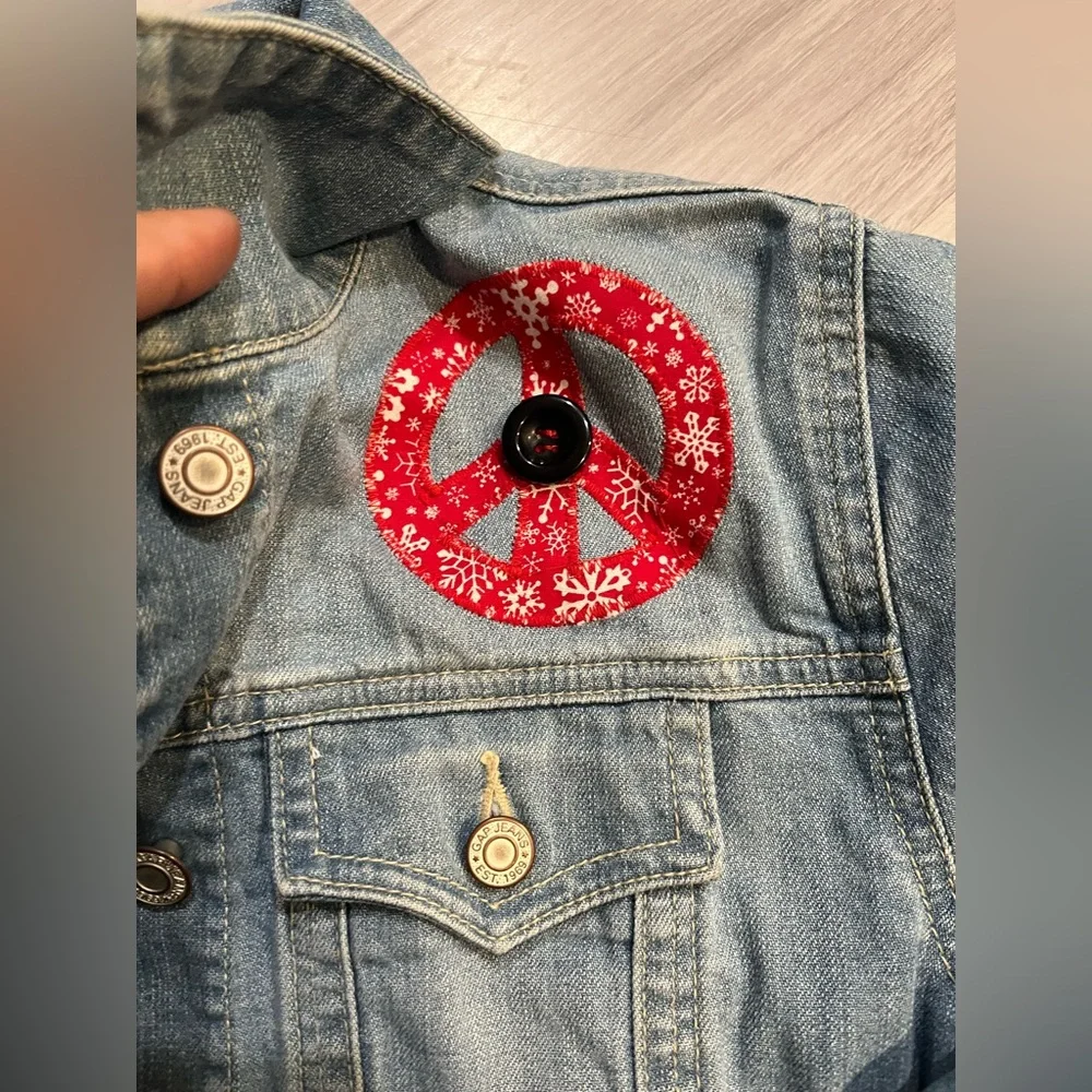 Gap  christmas‎ Blue Jean Jacket with Red Details